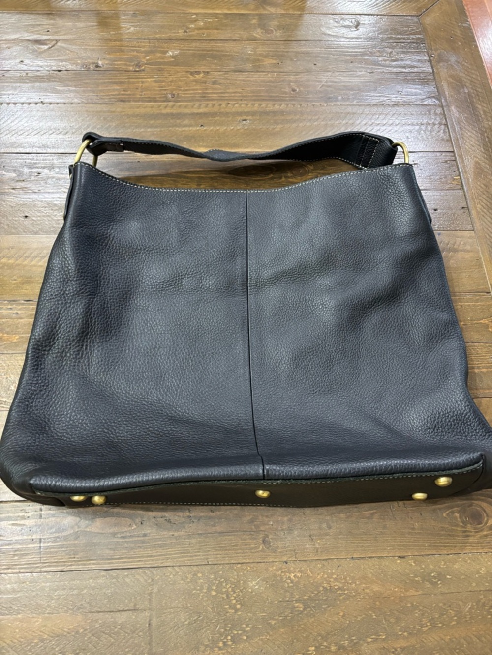 Amerileather Floral Embroidered Leather Hobo Bag - Picture 2 of 9